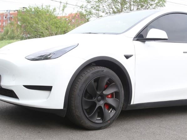 4 enjoliveurs de roues Tesla model Y de 2020 à 2023